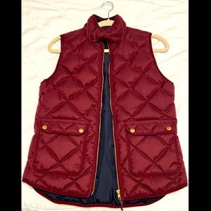 JCrew Vest Maroon/Cranberry XS Navy interior